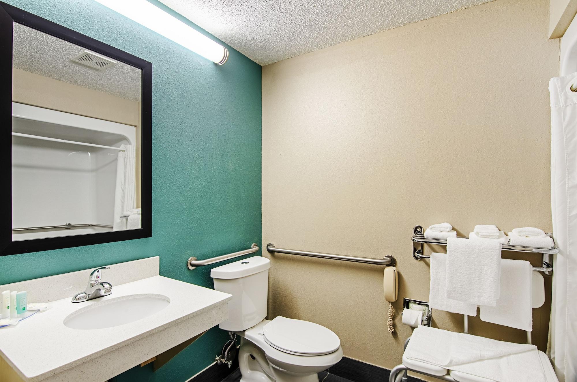 Quality Inn & Suites I-81 Exit 7 Bristol Luaran gambar
