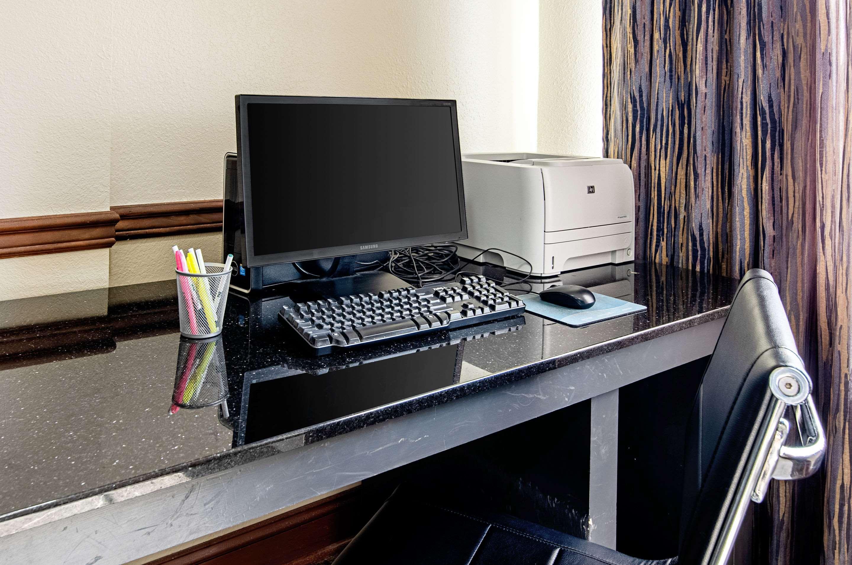 Quality Inn & Suites I-81 Exit 7 Bristol Luaran gambar