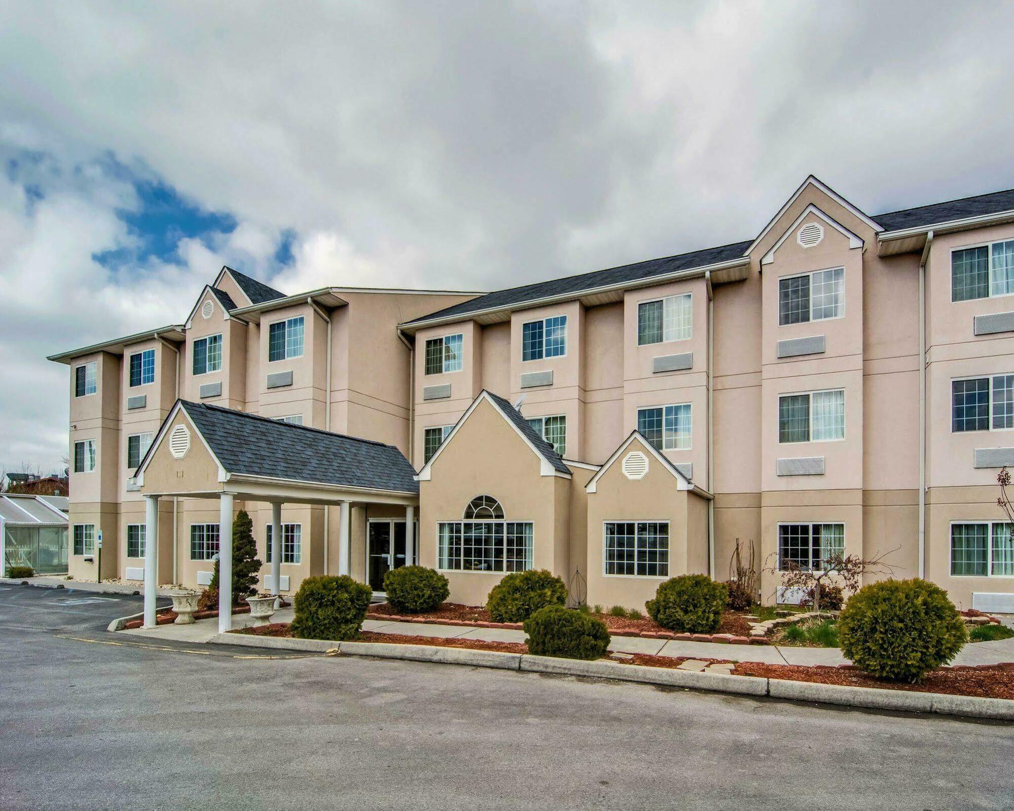 Quality Inn & Suites I-81 Exit 7 Bristol Luaran gambar