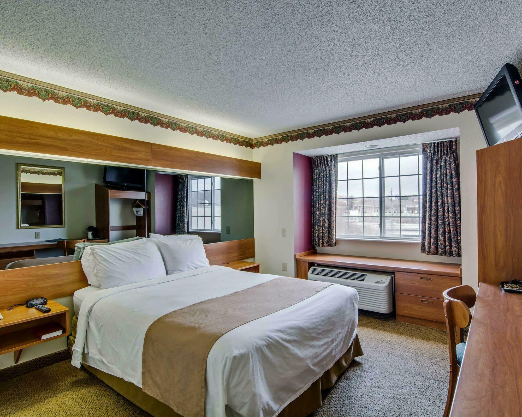 Quality Inn & Suites I-81 Exit 7 Bristol Luaran gambar