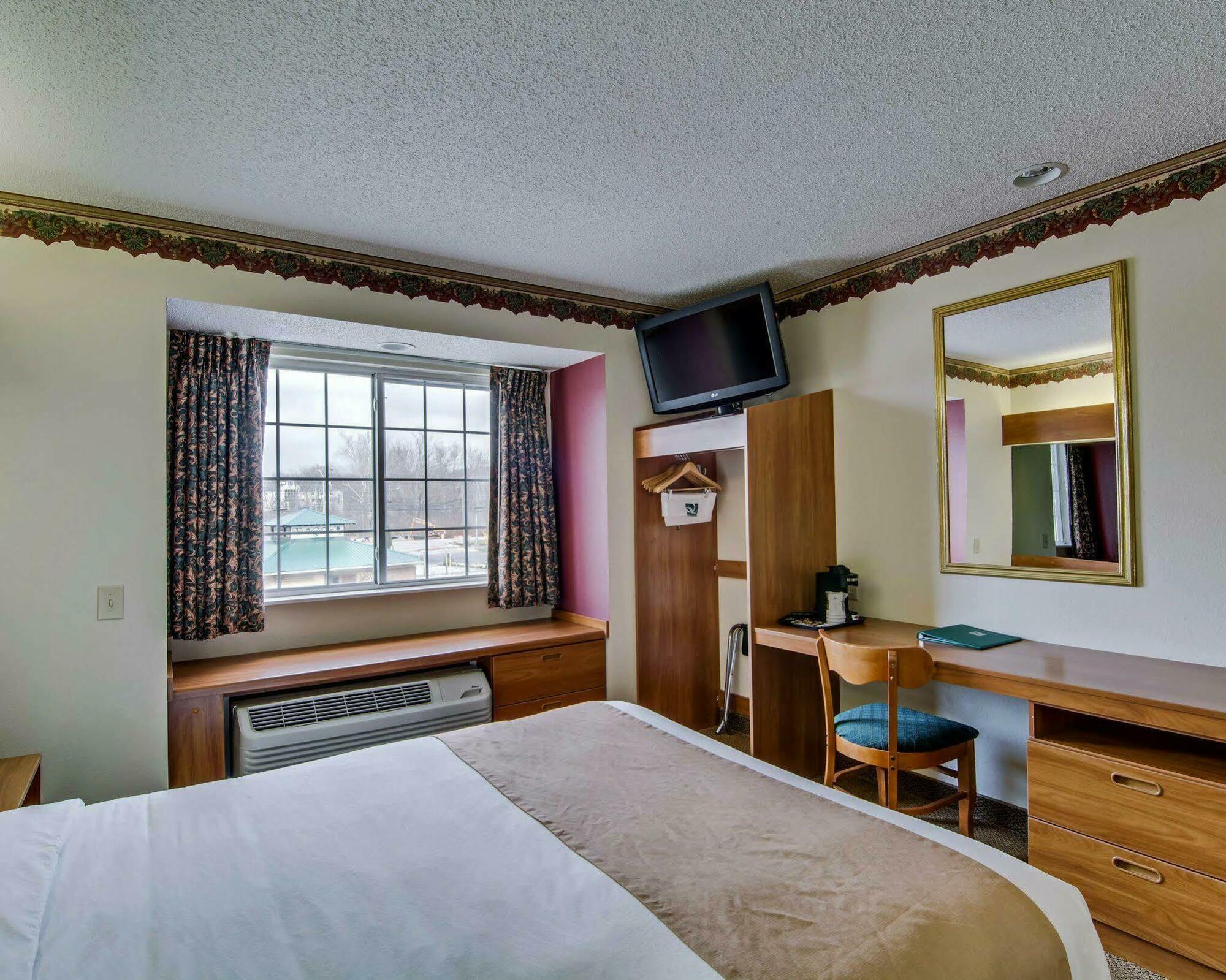 Quality Inn & Suites I-81 Exit 7 Bristol Luaran gambar